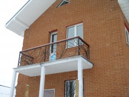 Монтаж балконных ограждений